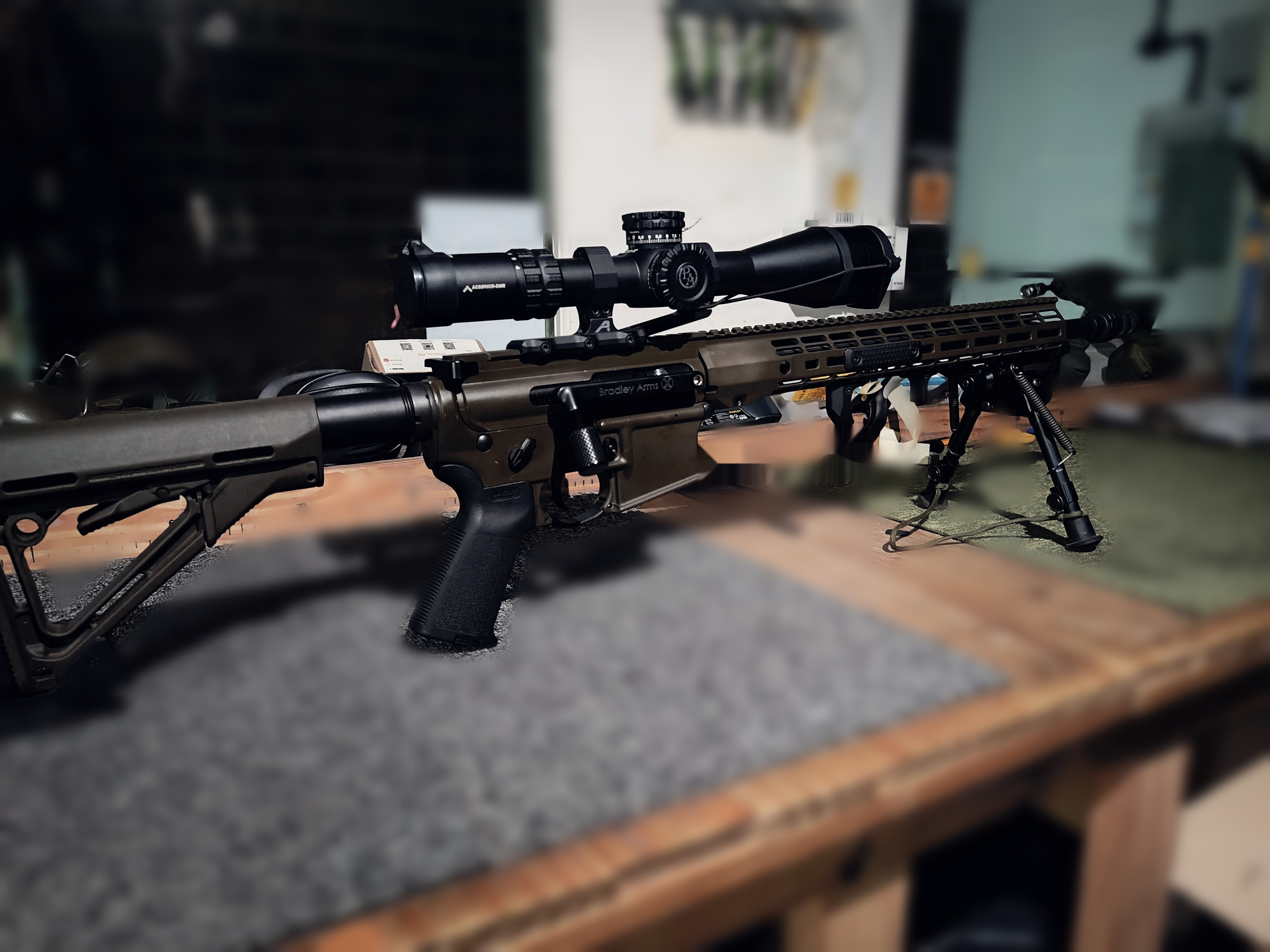 Rifle in handler training